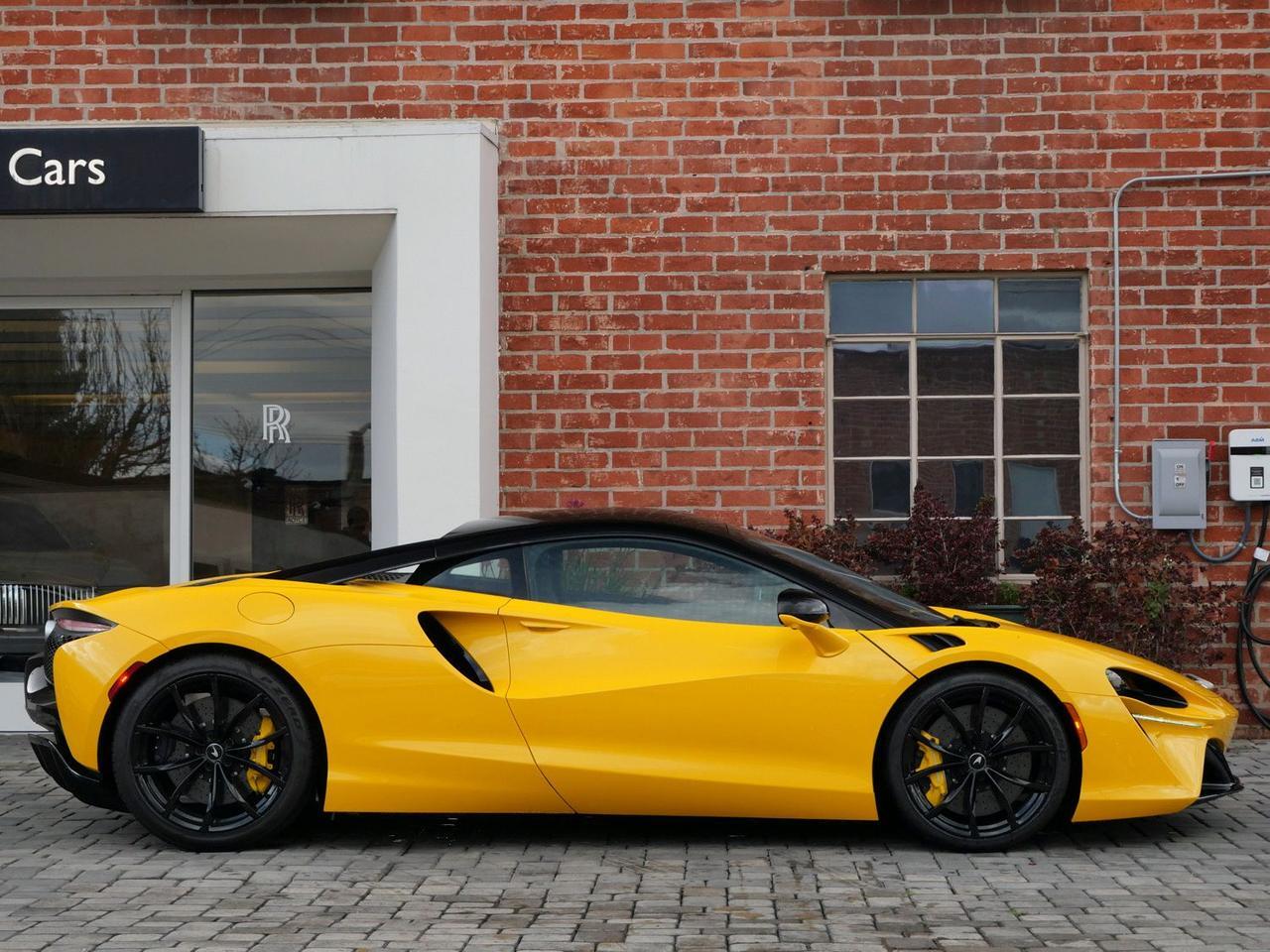 2023 McLaren Artura TechLux TechLux