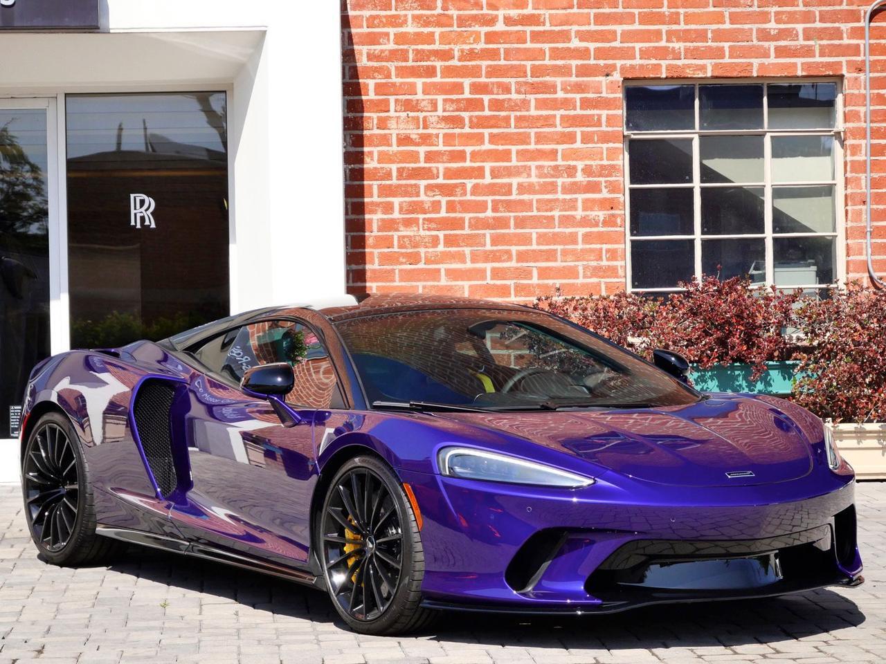2023 McLaren GT