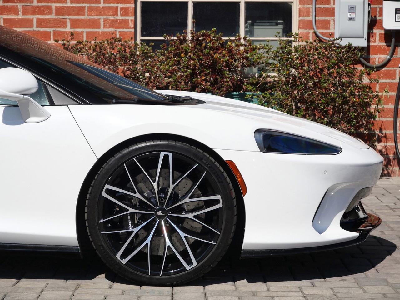 2023 McLaren GT Lawrence KS