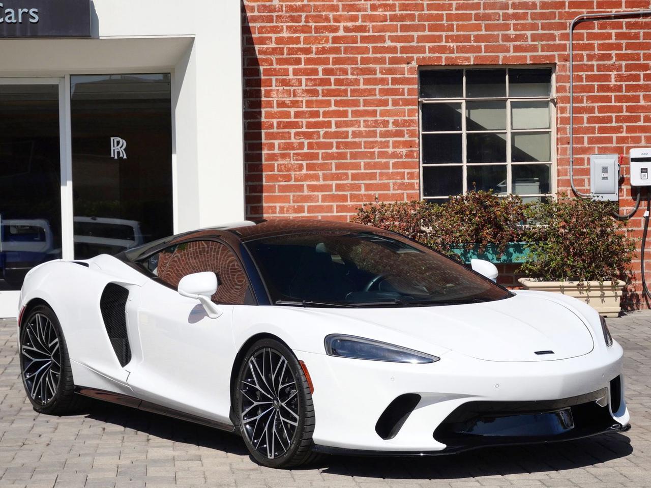2023 McLaren GT