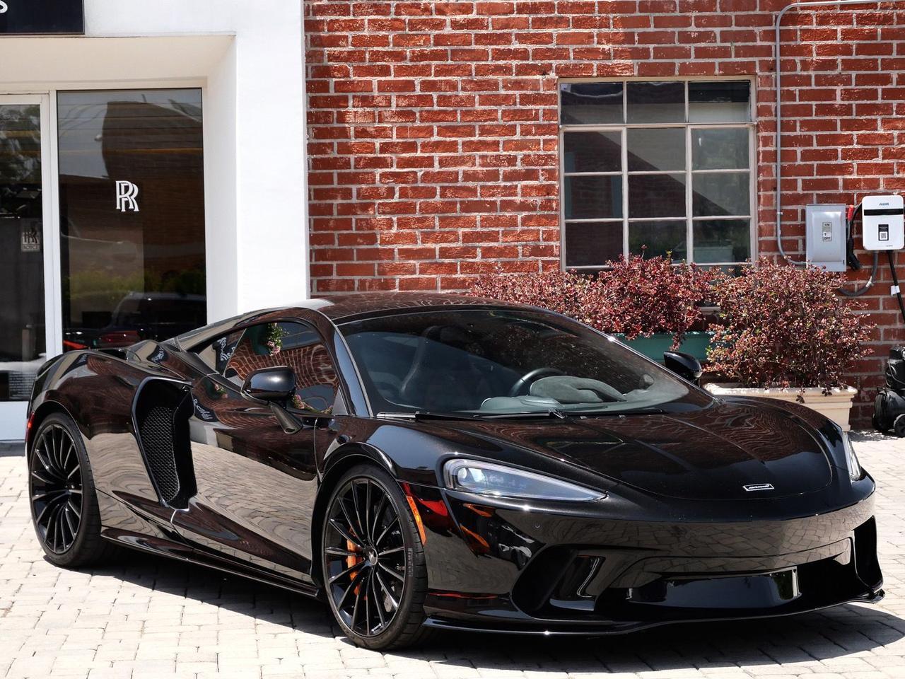 2023 McLaren GT