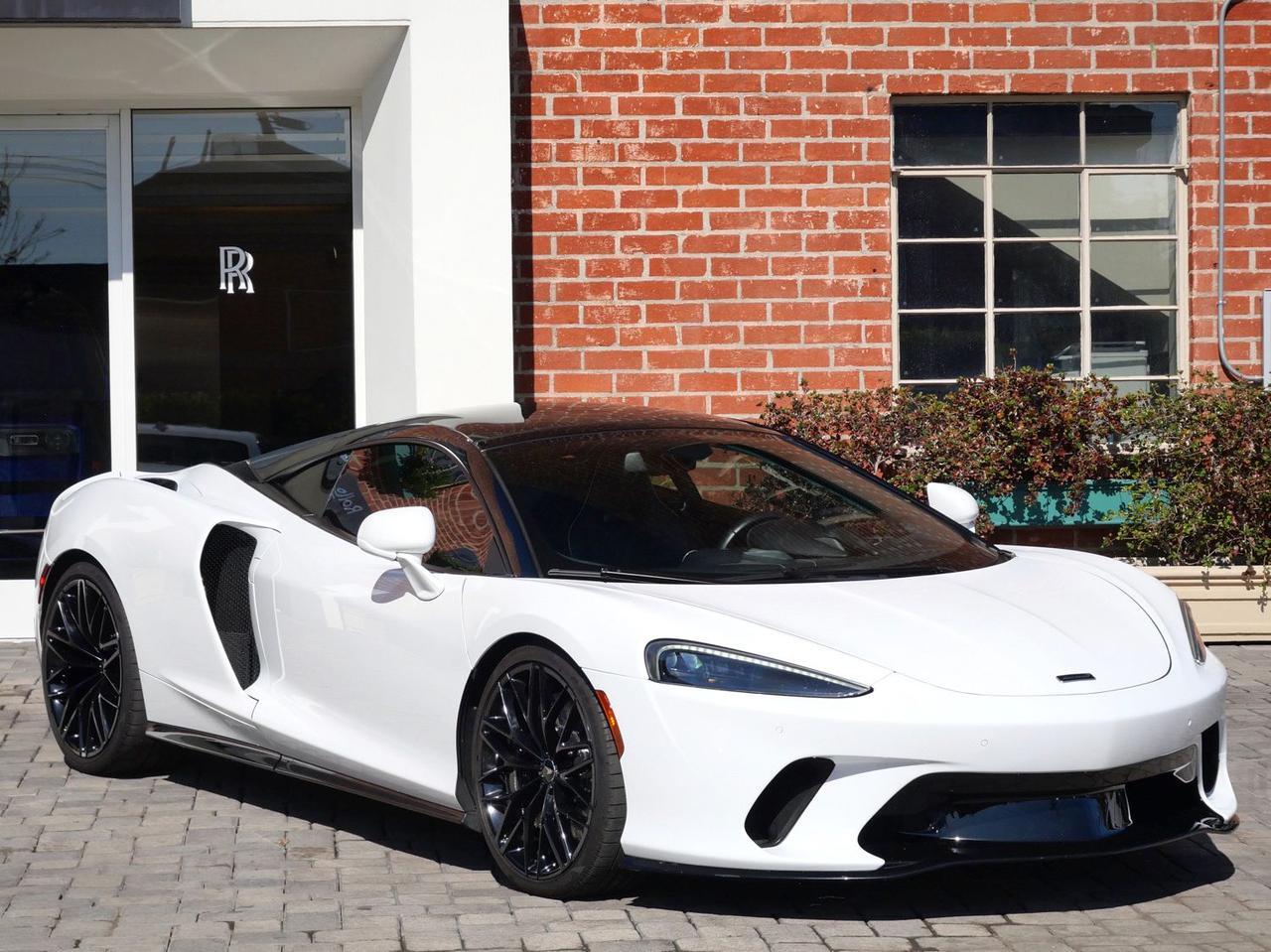 2023 McLaren GT