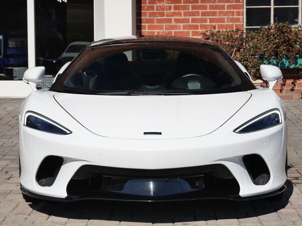 2023 McLaren GT