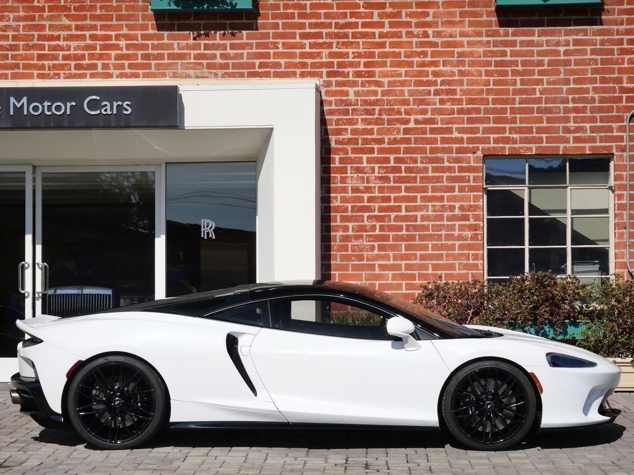 2023 McLaren GT