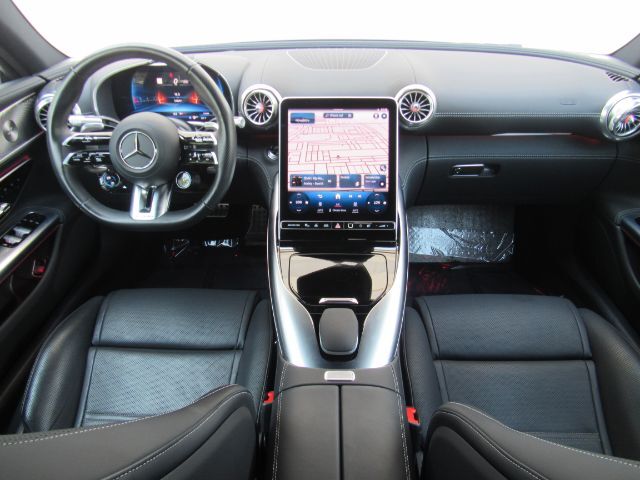 2023 Mercedes-Benz AMG SL 43 4MATIC+ 2023 Mercedes-Benz AMG SL 43 4MATIC+