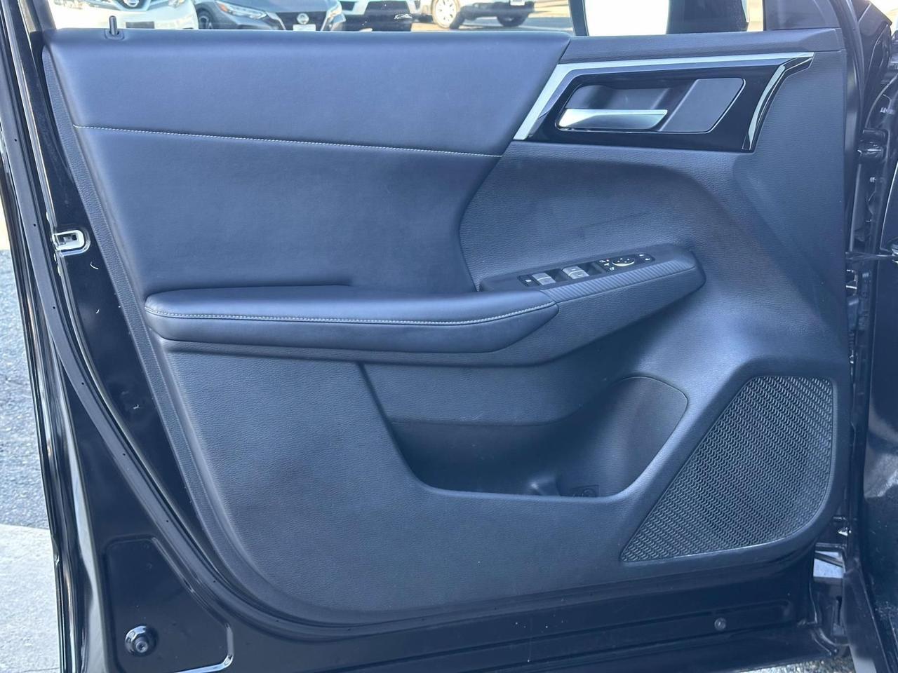 2023 Mitsubishi Outlander PHEV SE Woodbridge VA