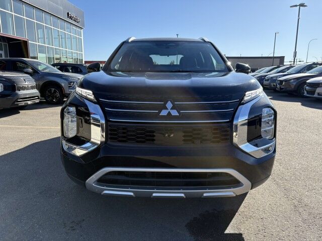 2023 Mitsubishi Outlander SE Grande Prairie AB 2023 Mitsubishi Outlander SE Grande Prairie AB