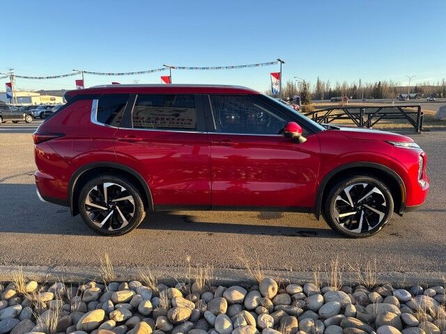 2023 Mitsubishi Outlander SE Grande Prairie AB 2023 Mitsubishi Outlander SE Grande Prairie AB