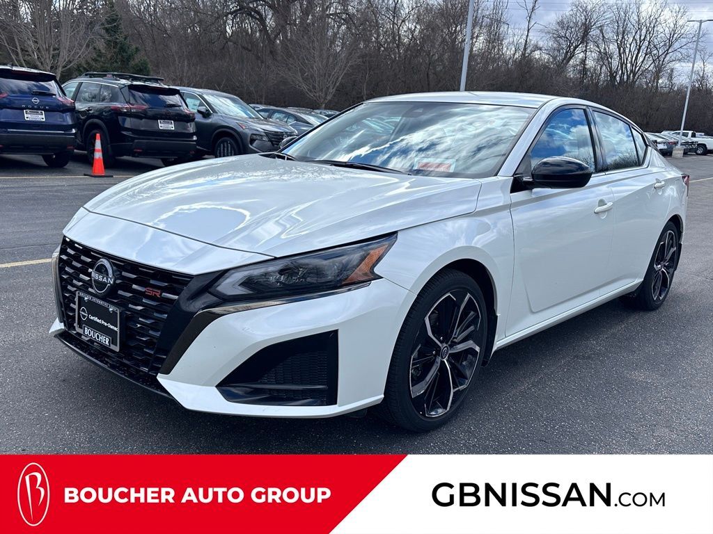 2023 Nissan Altima 2.5 SR