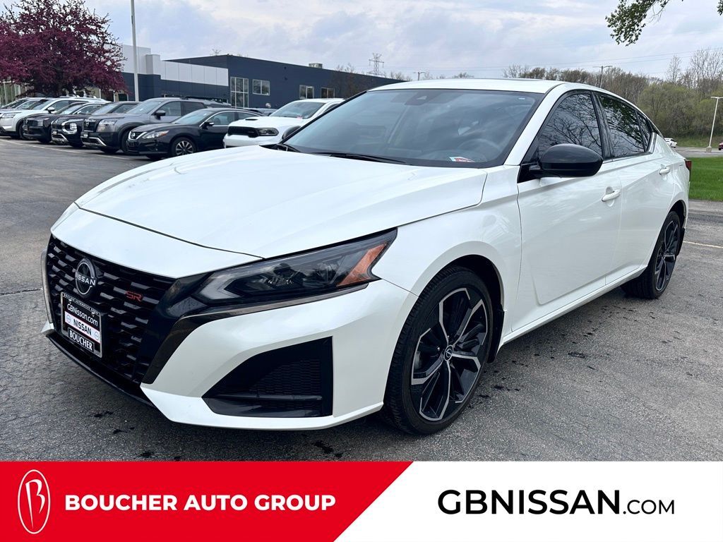 2023 Nissan Altima 2.5 SR