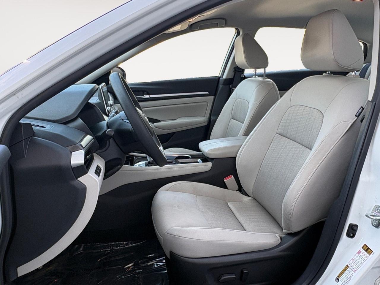 2023 Nissan Altima 2.5 SV, BLIND SPOT ALERT, LANE KEEP ASSIST, FORWARD COLLISION WARNING, REAR CROSS TRAFFIC ALERT, REMOTE START, PUSH BUTTON START, APPLE CARPLAY/ANDROID AUTO, ONLY 1 OWNER, CLEAN CARFAX, THIS NISSAN IS NICE & READY FOR YOU TO TAKE HOME! Virginia Beach VA 2023 Nissan Altima 2.5 SV, BLIND SPOT ALERT, LANE KEEP ASSIST, FORWARD COLLISION WARNING, REAR CROSS TRAFFIC ALERT, REMOTE START, PUSH BUTTON START, APPLE CARPLAY/ANDROID AUTO, ONLY 1 OWNER, CLEAN CARFAX, THIS NISSAN IS NICE & READY FOR YOU TO TAKE HOME! Virginia Beach VA