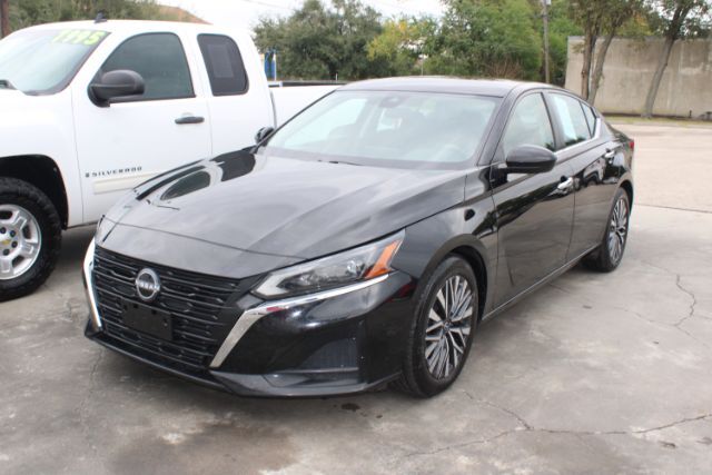 2023 Nissan Altima SV FWD 2023 Nissan Altima SV FWD