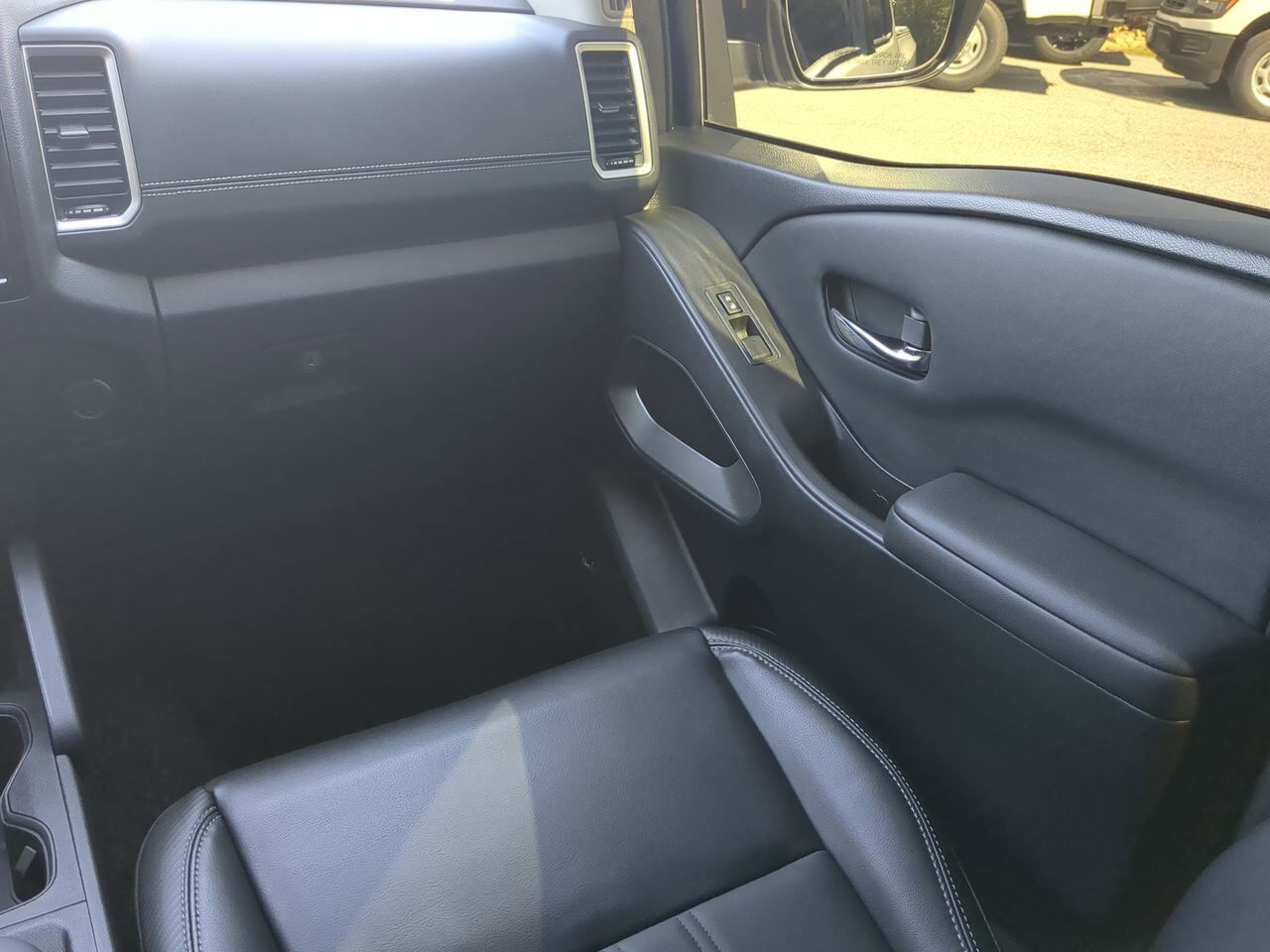 2023 Nissan Frontier SV Appleton WI