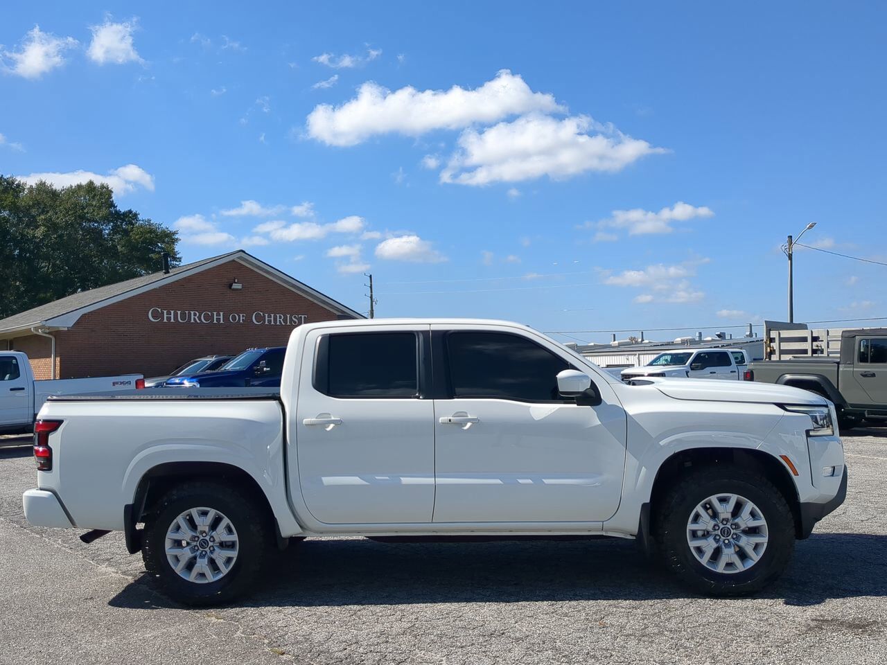 2023 Nissan Frontier SV Appleton WI