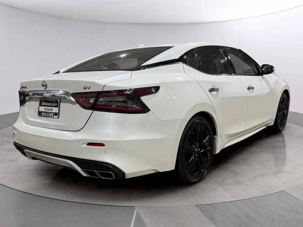 2023 Nissan Maxima SV
