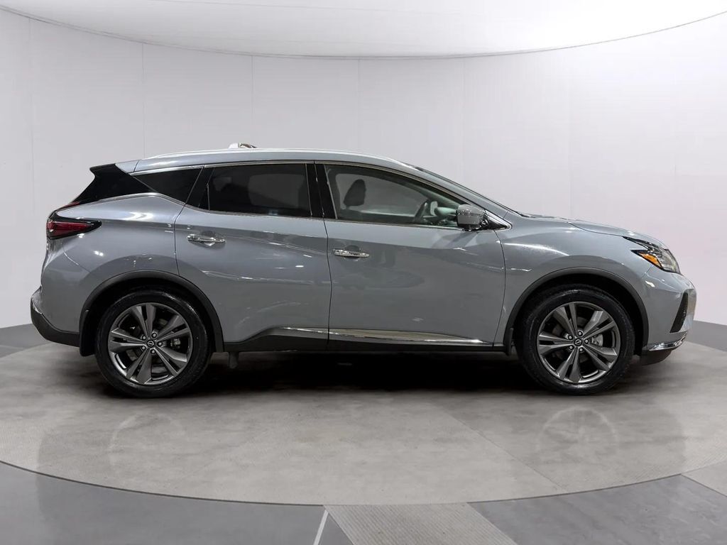 2023 Nissan Murano Platinum
