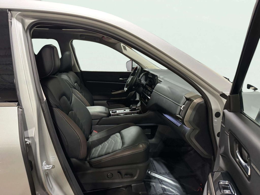 2023 Nissan Pathfinder Platinum San Clemente CA