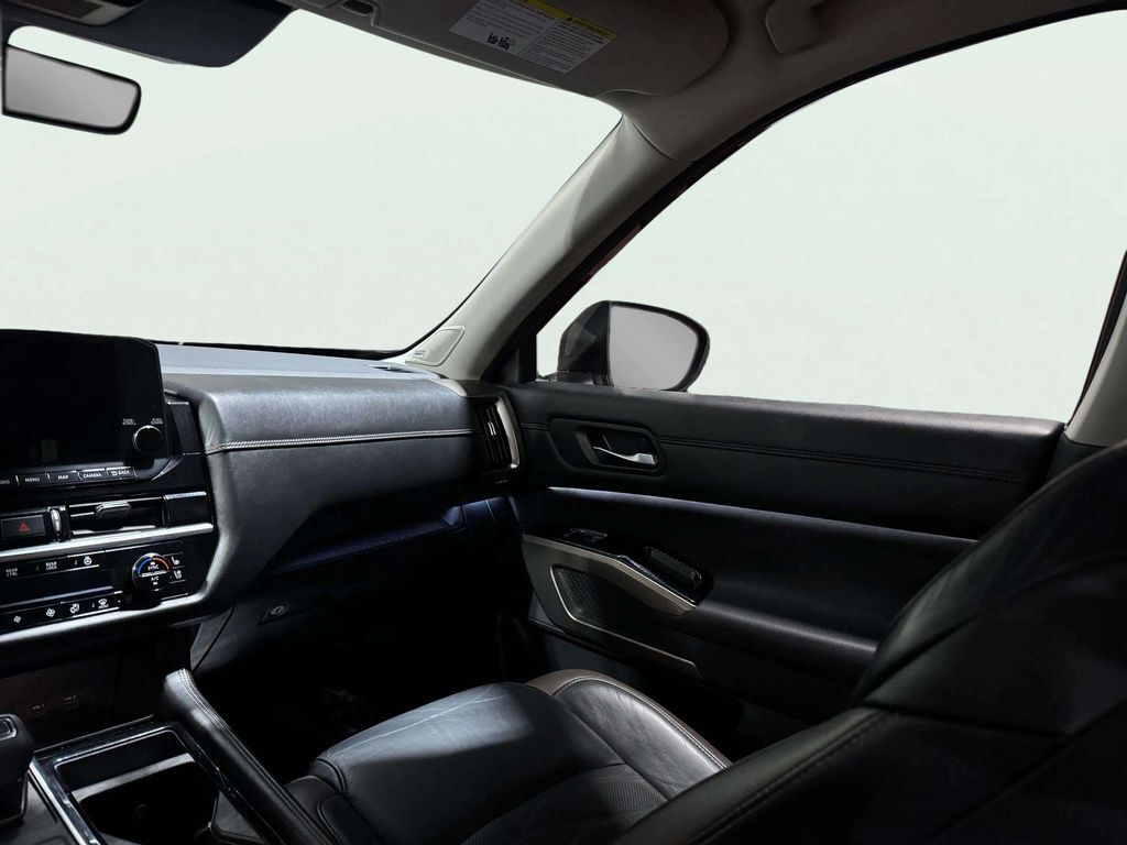 2023 Nissan Pathfinder Platinum San Clemente CA