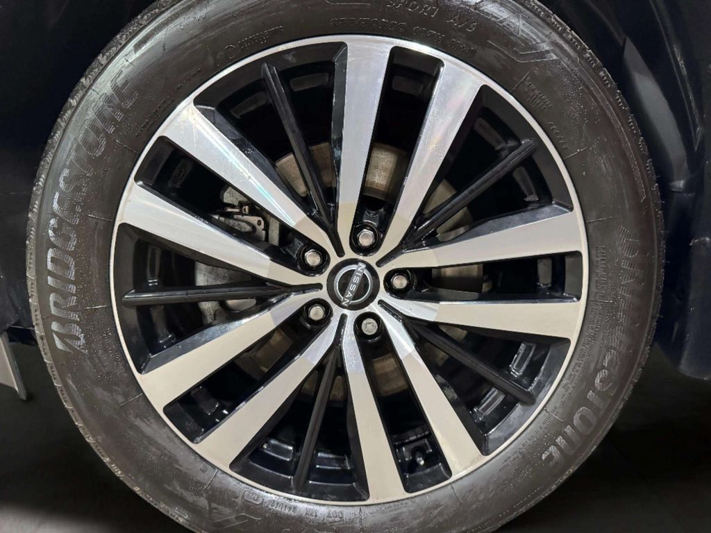 2023 Nissan Pathfinder Platinum w/Captain's Chairs Pkg San Clemente CA