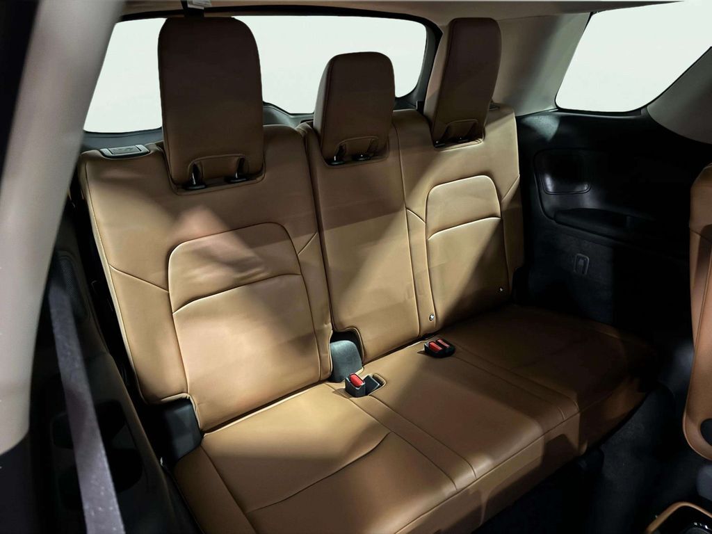2023 Nissan Pathfinder Platinum w/Captain's Chairs Pkg San Clemente CA