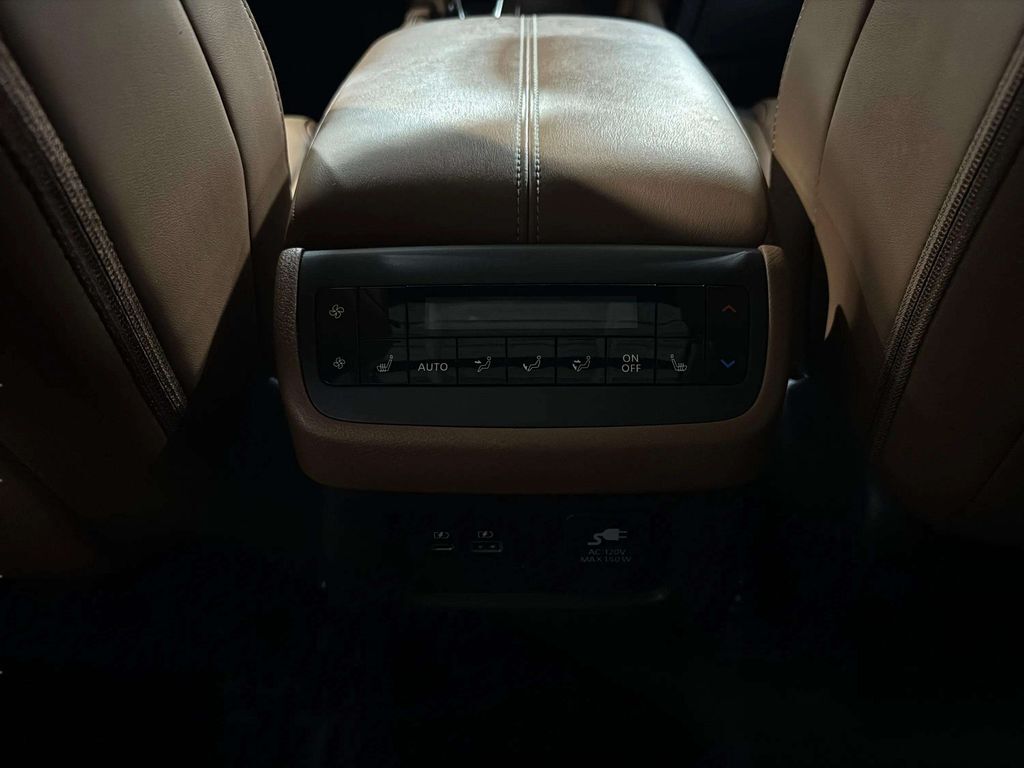 2023 Nissan Pathfinder Platinum w/Captain's Chairs Pkg San Clemente CA