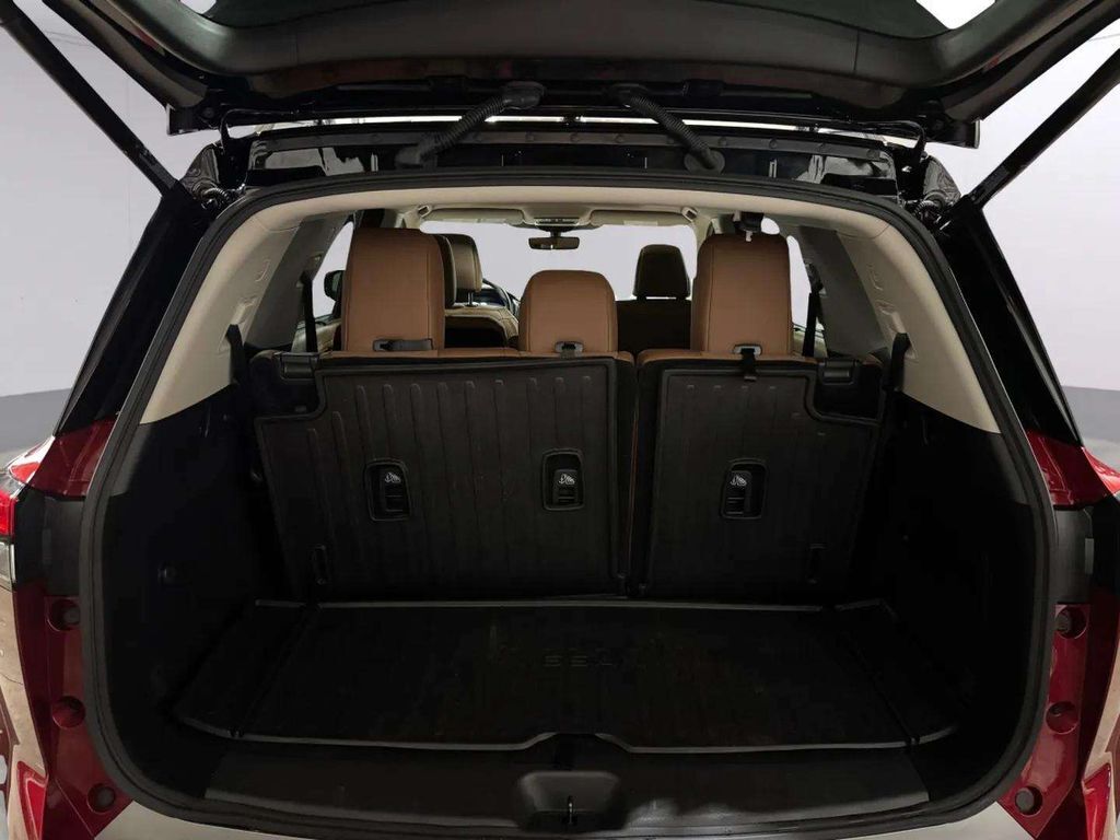 2023 Nissan Pathfinder Platinum w/Captain's Chairs Pkg San Clemente CA