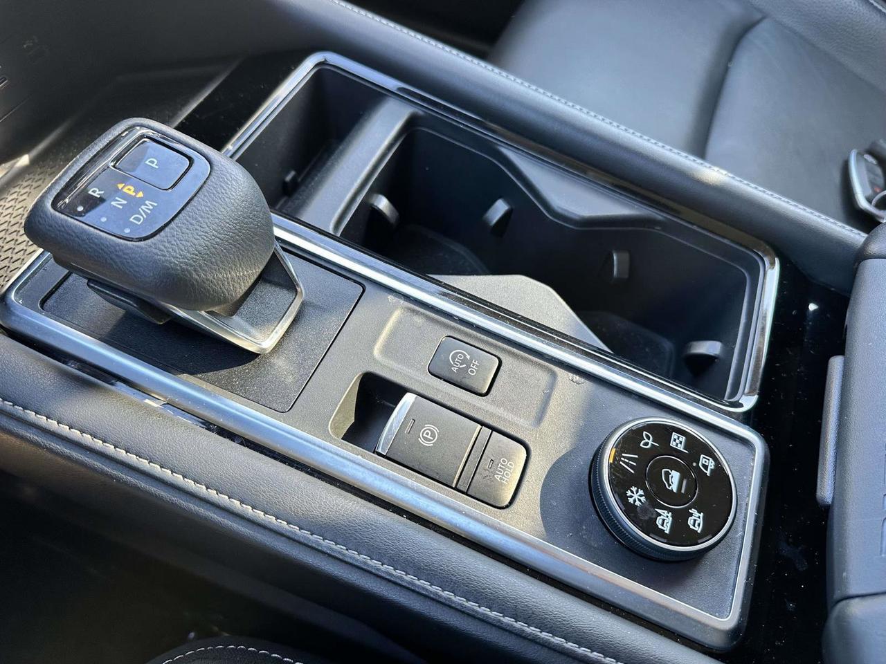 2023 Nissan Pathfinder SL Clifton Park NY