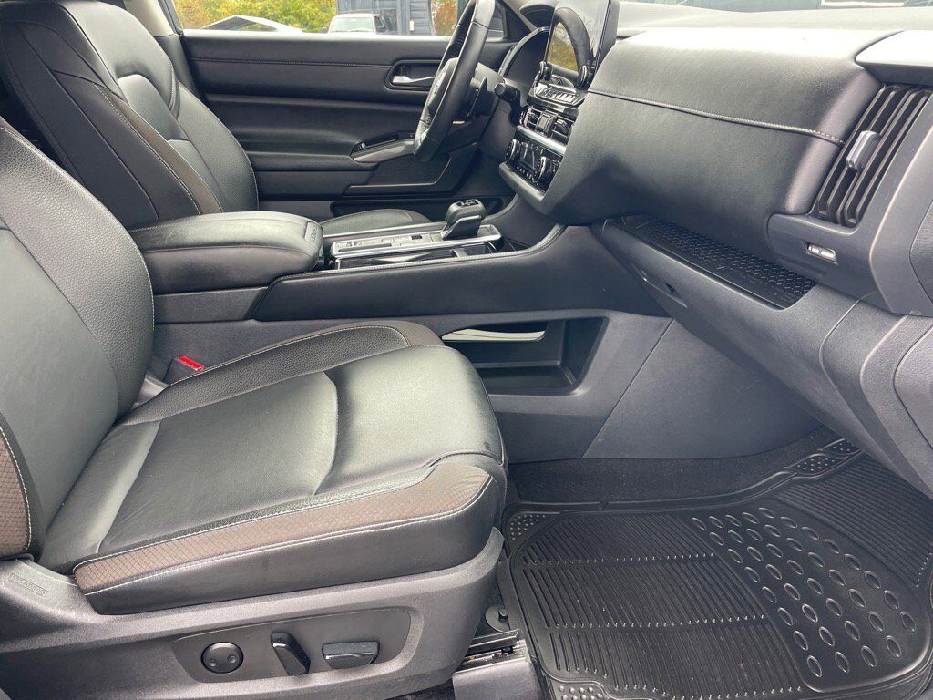 2023 Nissan Pathfinder SL Oak Ridge TN 2023 Nissan Pathfinder SL Oak Ridge TN