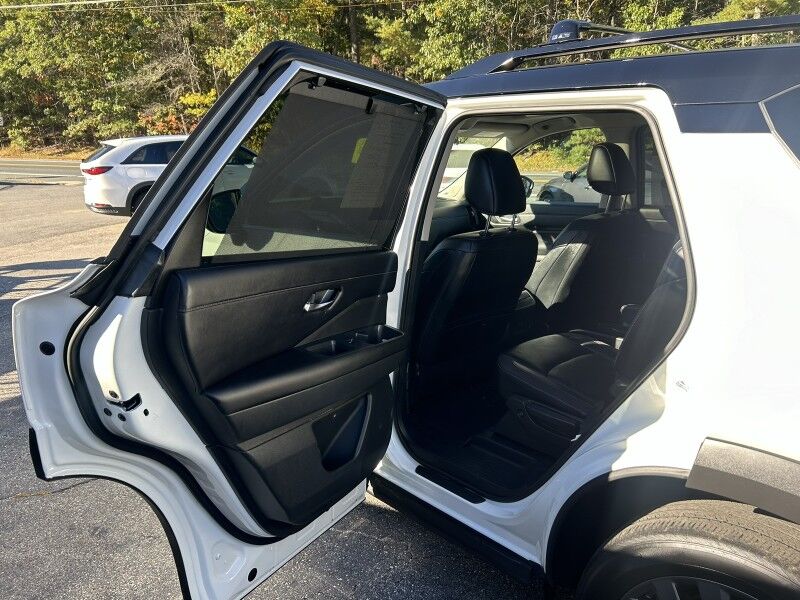 2023 Nissan Pathfinder SL Whitinsville MA 2023 Nissan Pathfinder SL Whitinsville MA