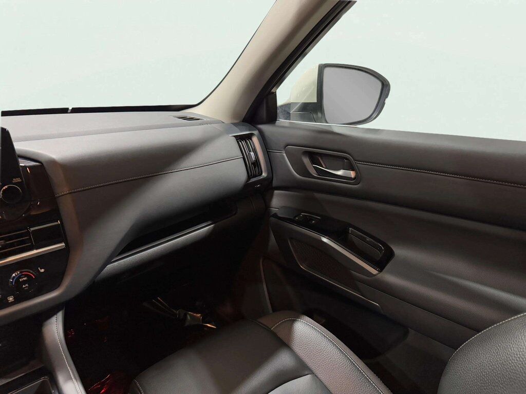 2023 Nissan Pathfinder SL w/Black Appearance Pkg San Clemente CA
