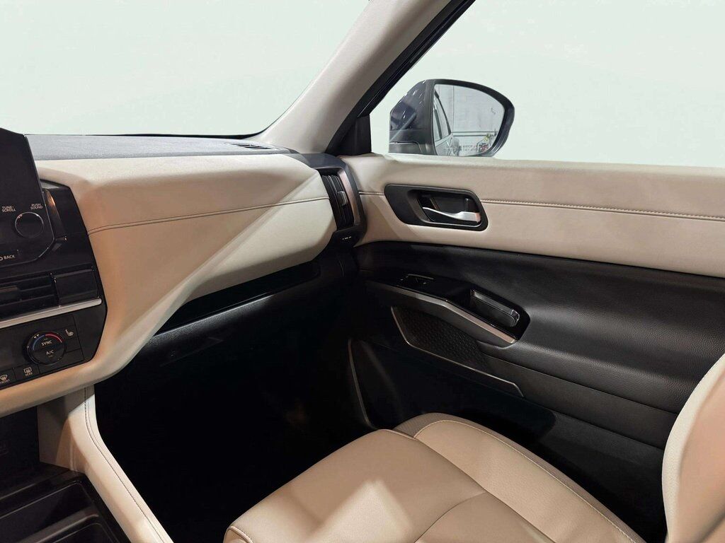 2023 Nissan Pathfinder SL w/Black Appearance Pkg San Clemente CA