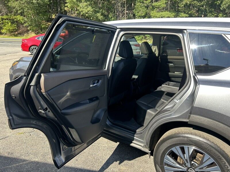 2023 Nissan Rogue SV - 1 OWNER - LEATHER - SUNROOF Webster MA 2023 Nissan Rogue SV - 1 OWNER - LEATHER - SUNROOF Webster MA