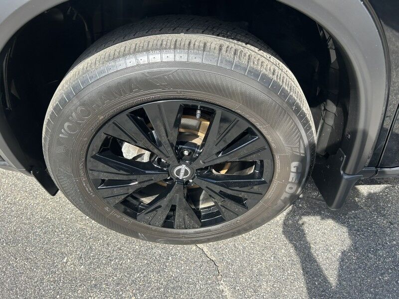 2023 Nissan Rogue SV - 1 OWNER - MIDNIGHT EDITION Webster MA 2023 Nissan Rogue SV - 1 OWNER - MIDNIGHT EDITION Webster MA