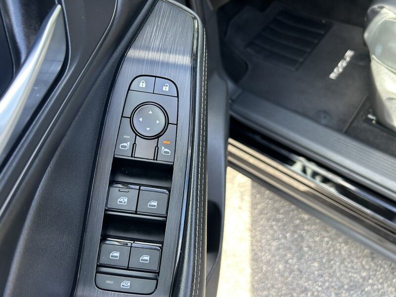 2023 Nissan Rogue SV - 1 OWNER - MIDNIGHT EDITION Webster MA 2023 Nissan Rogue SV - 1 OWNER - MIDNIGHT EDITION Webster MA