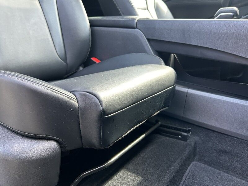 2023 Nissan Rogue SV - 1 OWNER - MIDNIGHT EDITION Webster MA 2023 Nissan Rogue SV - 1 OWNER - MIDNIGHT EDITION Webster MA