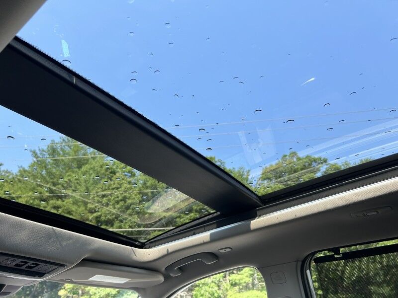 2023 Nissan Rogue SV - LEATHER - SUNROOF Whitinsville MA 2023 Nissan Rogue SV - LEATHER - SUNROOF Whitinsville MA