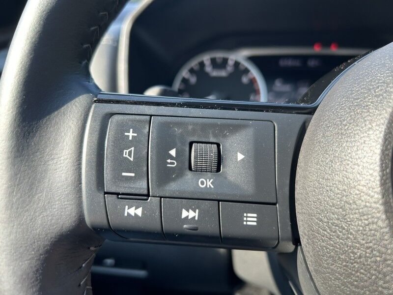 2023 Nissan Rogue SV - LEATHER - SUNROOF Whitinsville MA 2023 Nissan Rogue SV - LEATHER - SUNROOF Whitinsville MA