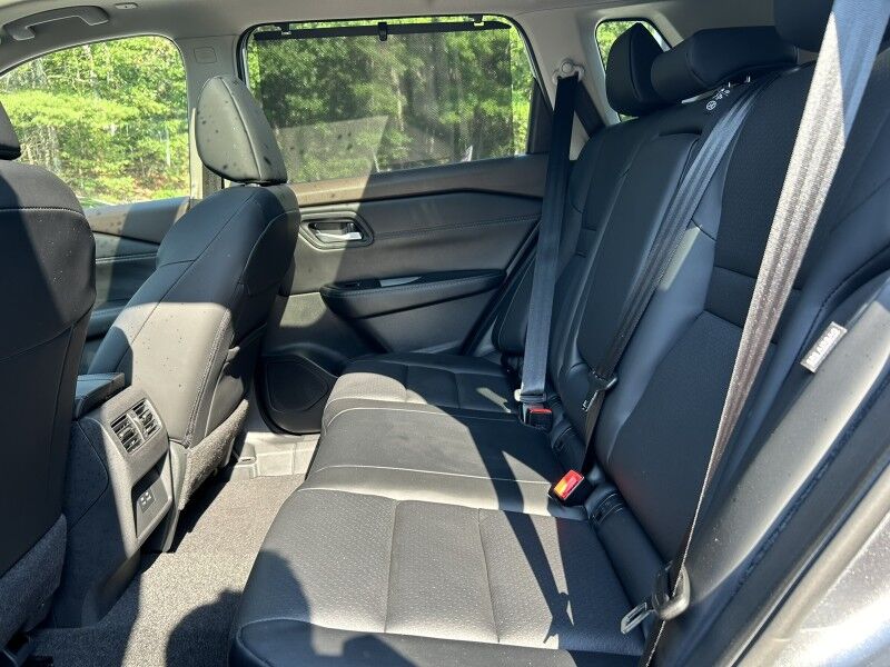 2023 Nissan Rogue SV - LEATHER - SUNROOF Whitinsville MA 2023 Nissan Rogue SV - LEATHER - SUNROOF Whitinsville MA