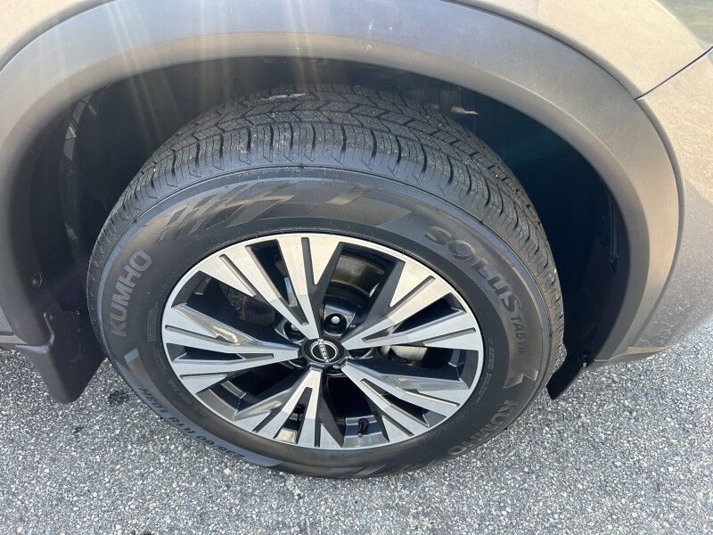 2023 Nissan Rogue SV - LEATHER - SUNROOF Webster MA 2023 Nissan Rogue SV - LEATHER - SUNROOF Webster MA