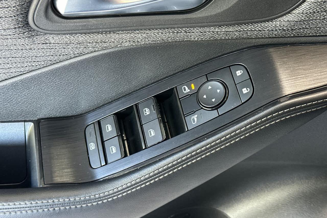 2023 Nissan Rogue SV Roseville CA