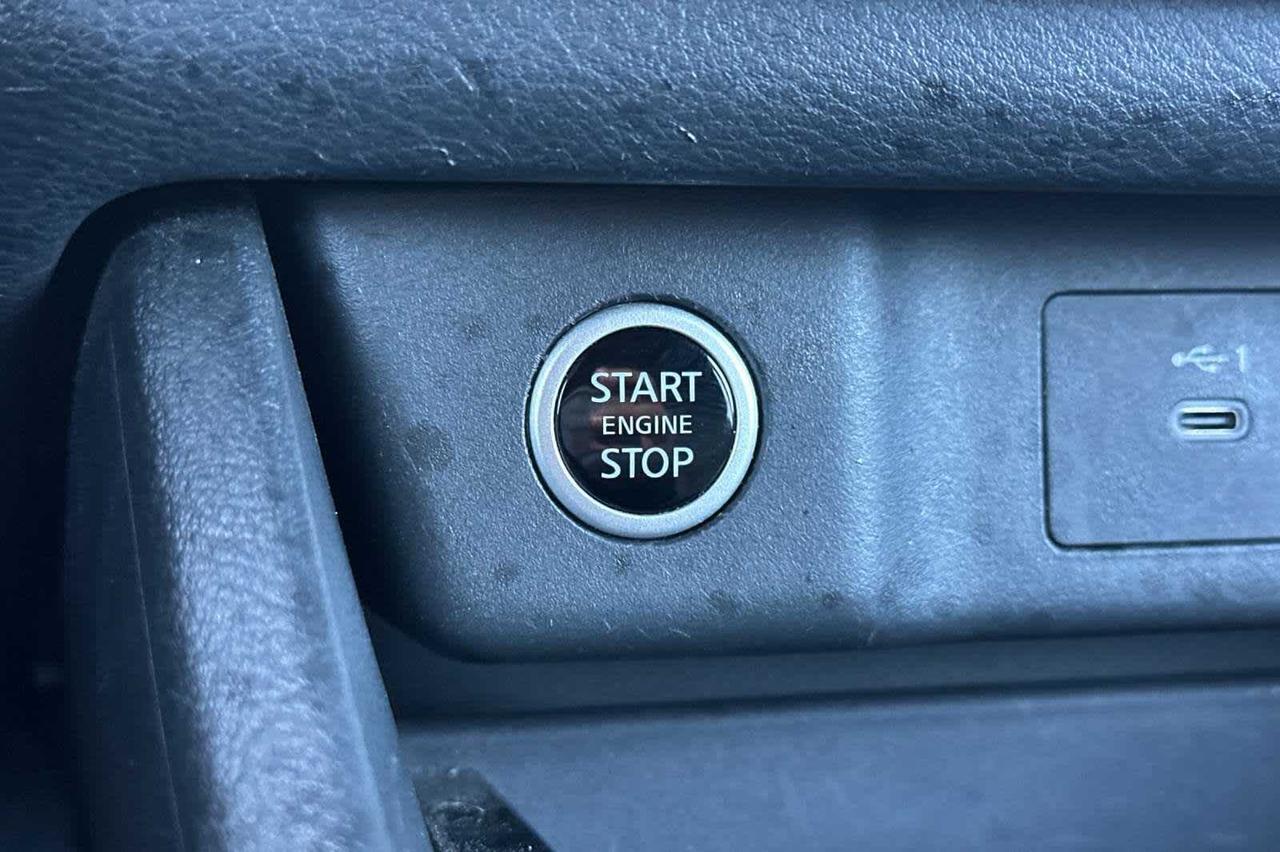 2023 Nissan Rogue SV Roseville CA