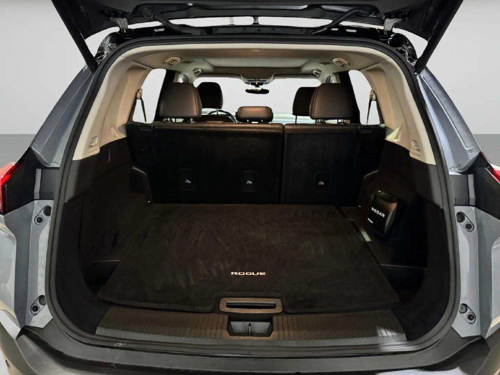 2023 Nissan Rogue SV w/Premium &amp; Midnight Pkg San Clemente CA