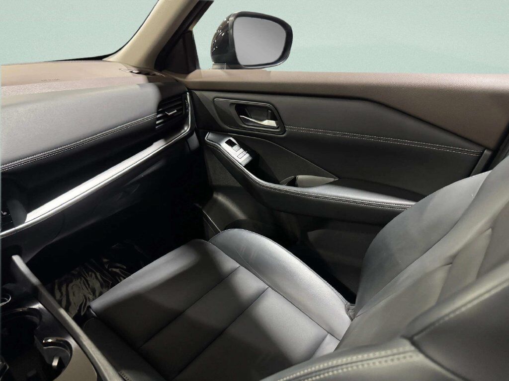 2023 Nissan Rogue SV w/Premium &amp; Midnight Pkg San Clemente CA