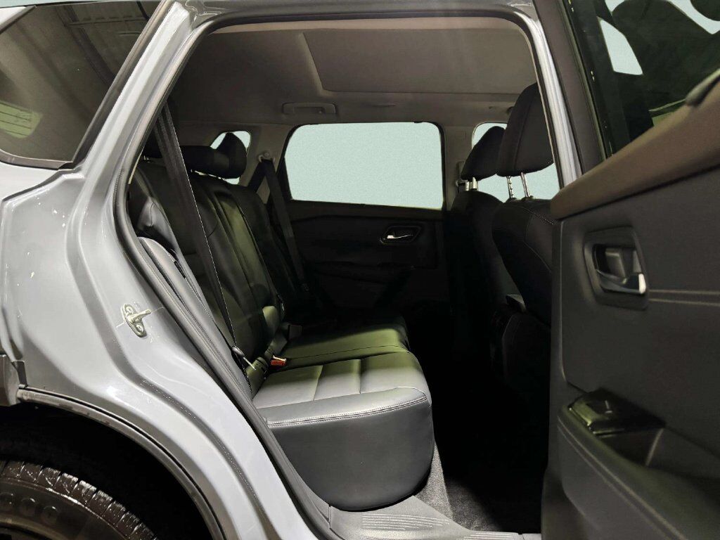 2023 Nissan Rogue SV w/Premium &amp; Midnight Pkg San Clemente CA