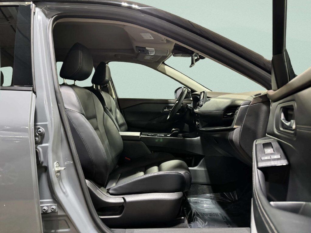 2023 Nissan Rogue SV w/Premium &amp; Midnight Pkg San Clemente CA