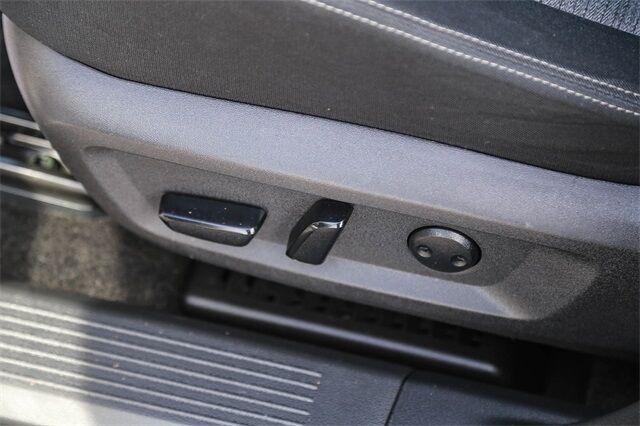 2023 Nissan Rogue SV Renton WA 2023 Nissan Rogue SV Renton WA