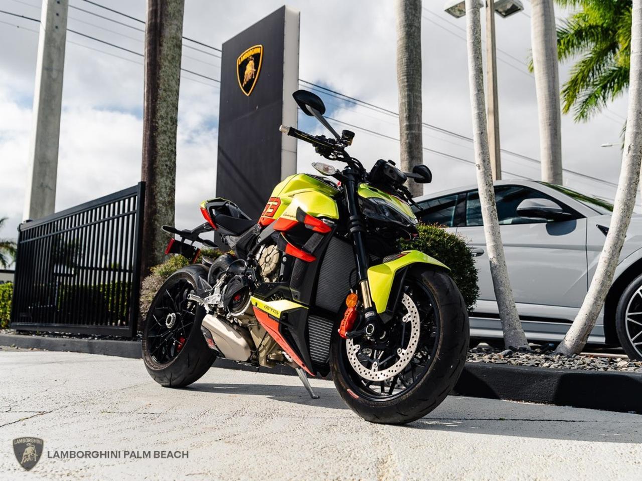 2023 No Make STREETFIGHTER West Palm Beach FL