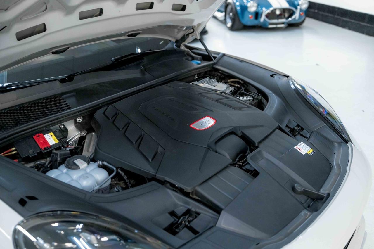 2023 Porsche Cayenne GTS Marietta GA 2023 Porsche Cayenne GTS Marietta GA