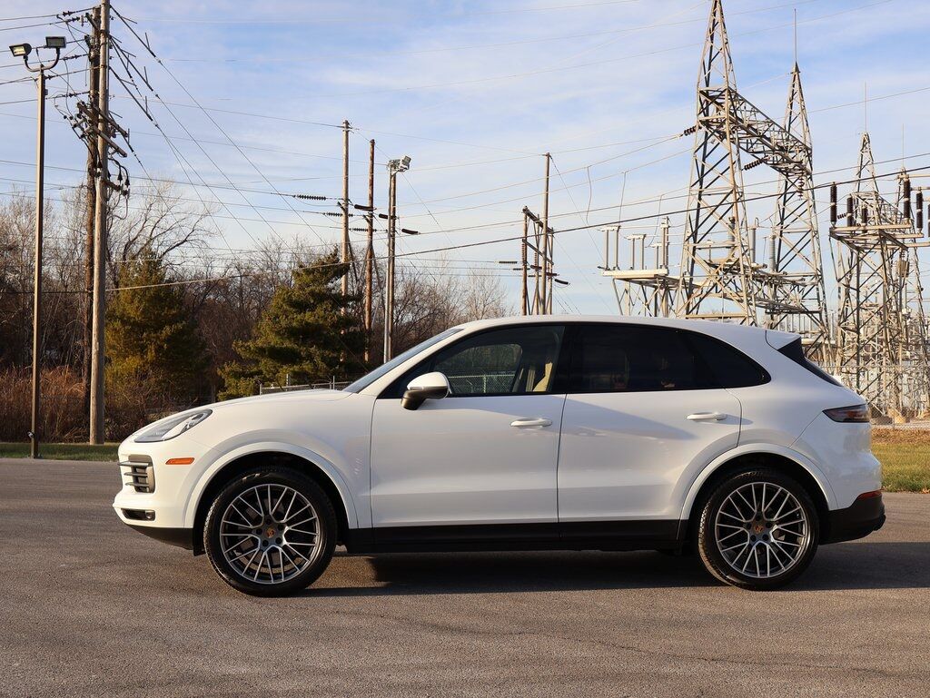 2023 Porsche Cayenne Platinum Edition