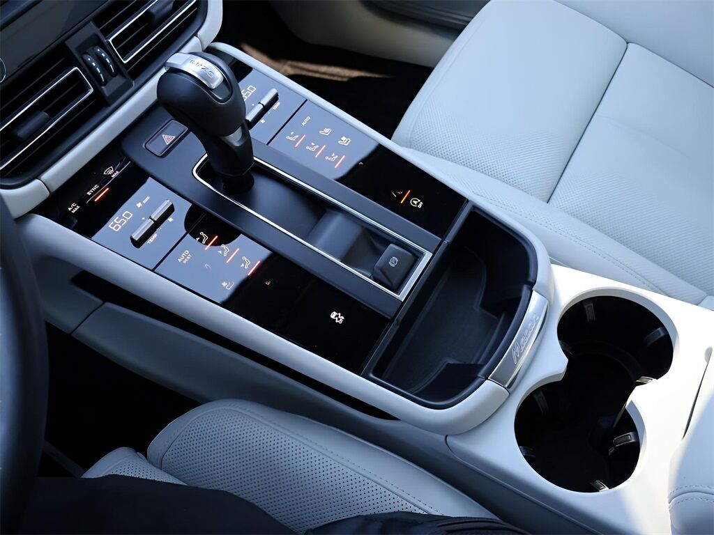 2023 Porsche Macan San Clemente CA